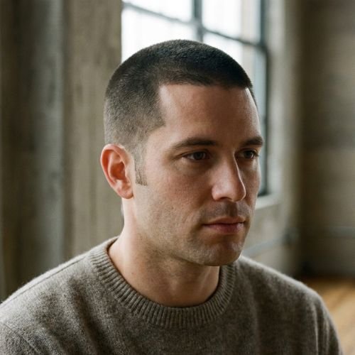 10 Guard Buzz Cut Straight Hair
